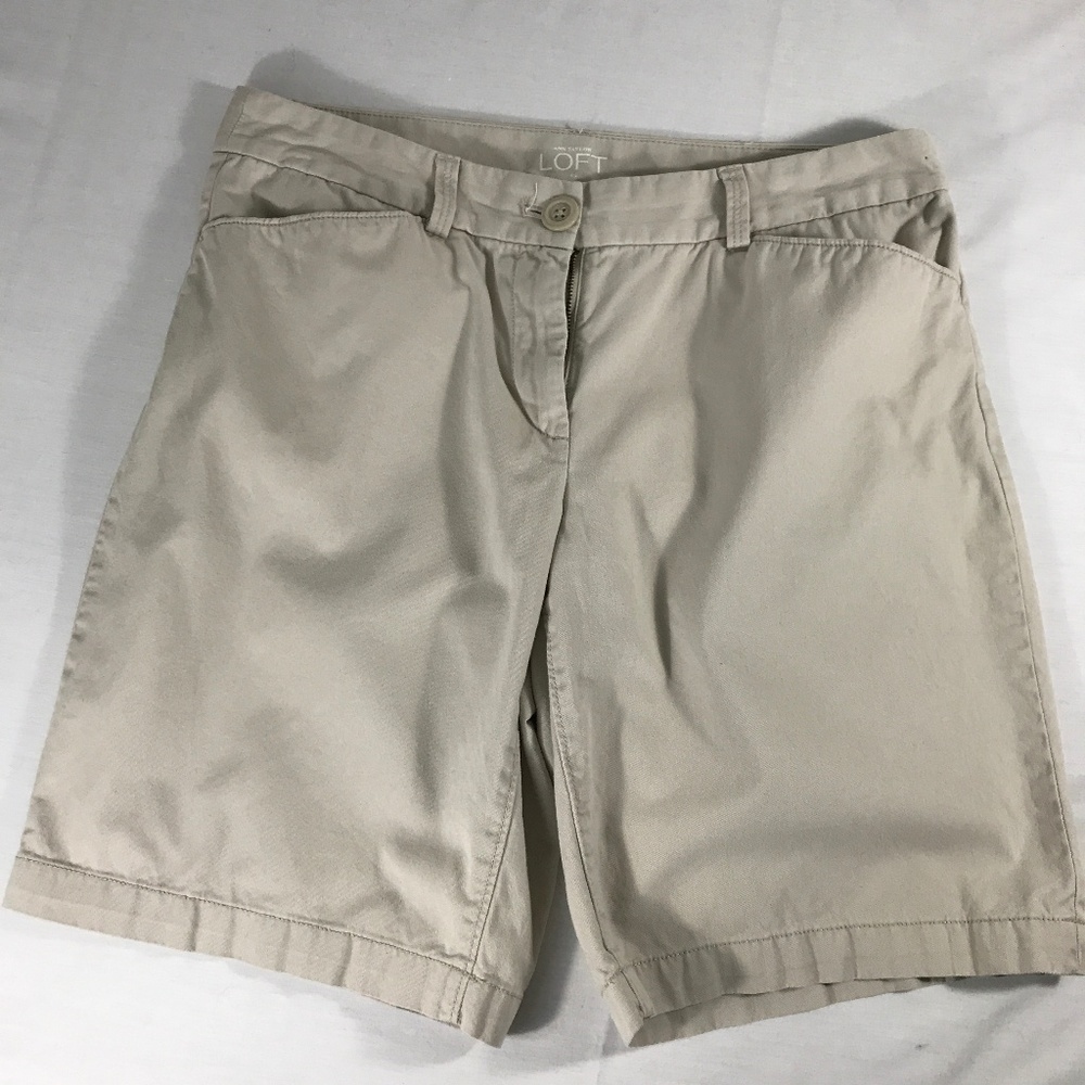 10 E Ann Taylor Loft Factory Khaki Shorts Sz 6 Cur